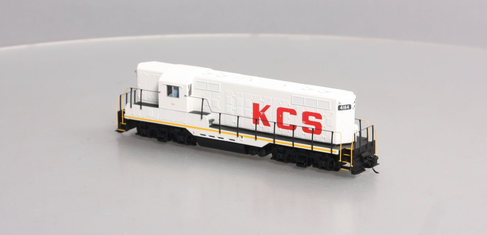 Walthers 910-20468 HO KCS EMD GP9 Phase II Diesel Locomotive w/Sound & DCC #4164