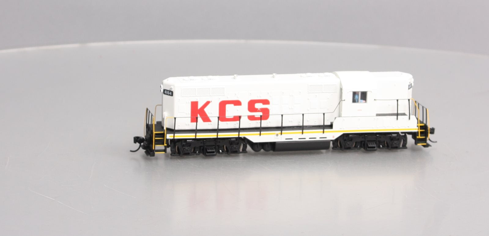 Walthers 910-20468 HO KCS EMD GP9 Phase II Diesel Locomotive w/Sound & DCC #4164