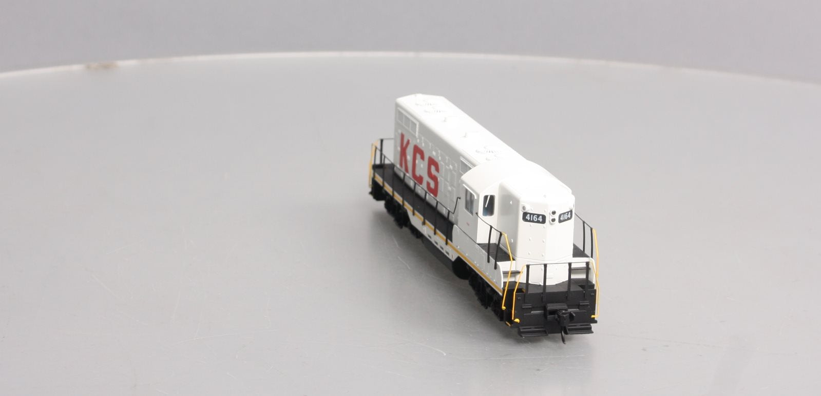 Walthers 910-20468 HO KCS EMD GP9 Phase II Diesel Locomotive w/Sound & DCC #4164