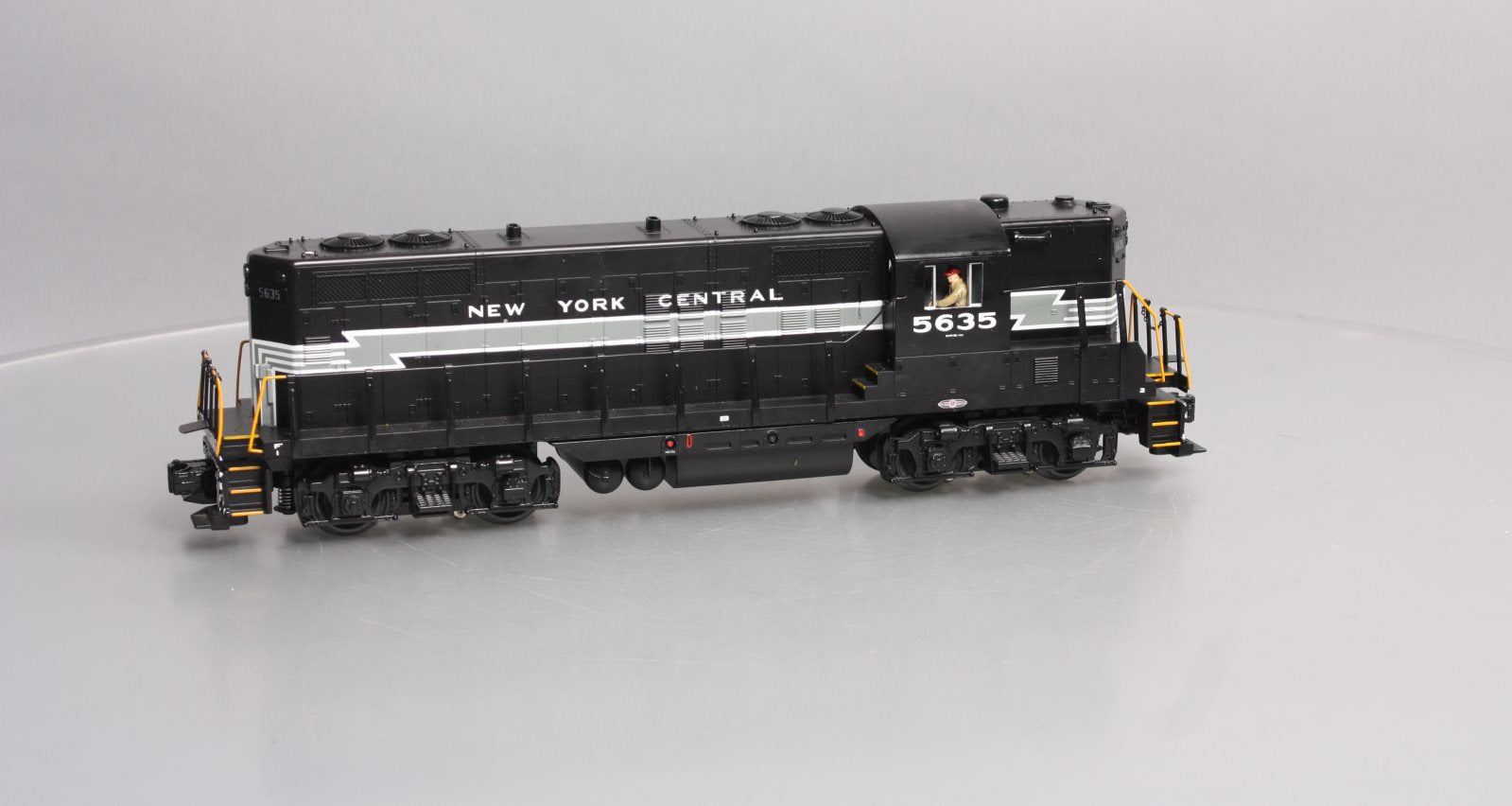 MTH 30-20008-1 O New York Central GP-7 Diesel Engine w/PS2 #5635