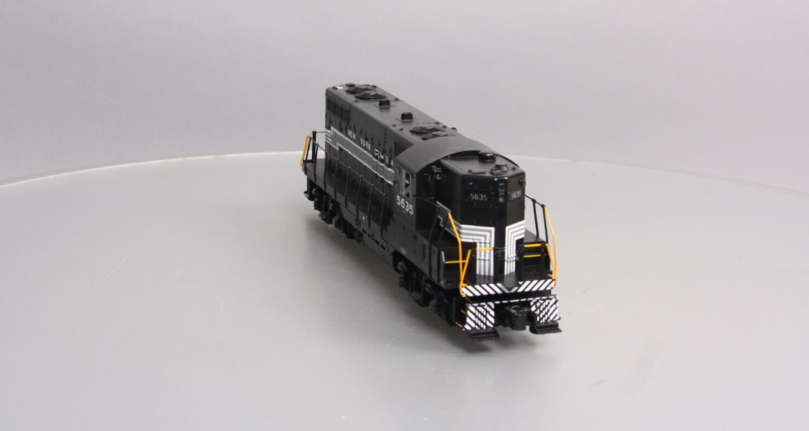 MTH 30-20008-1 O New York Central GP-7 Diesel Engine w/PS2 #5635