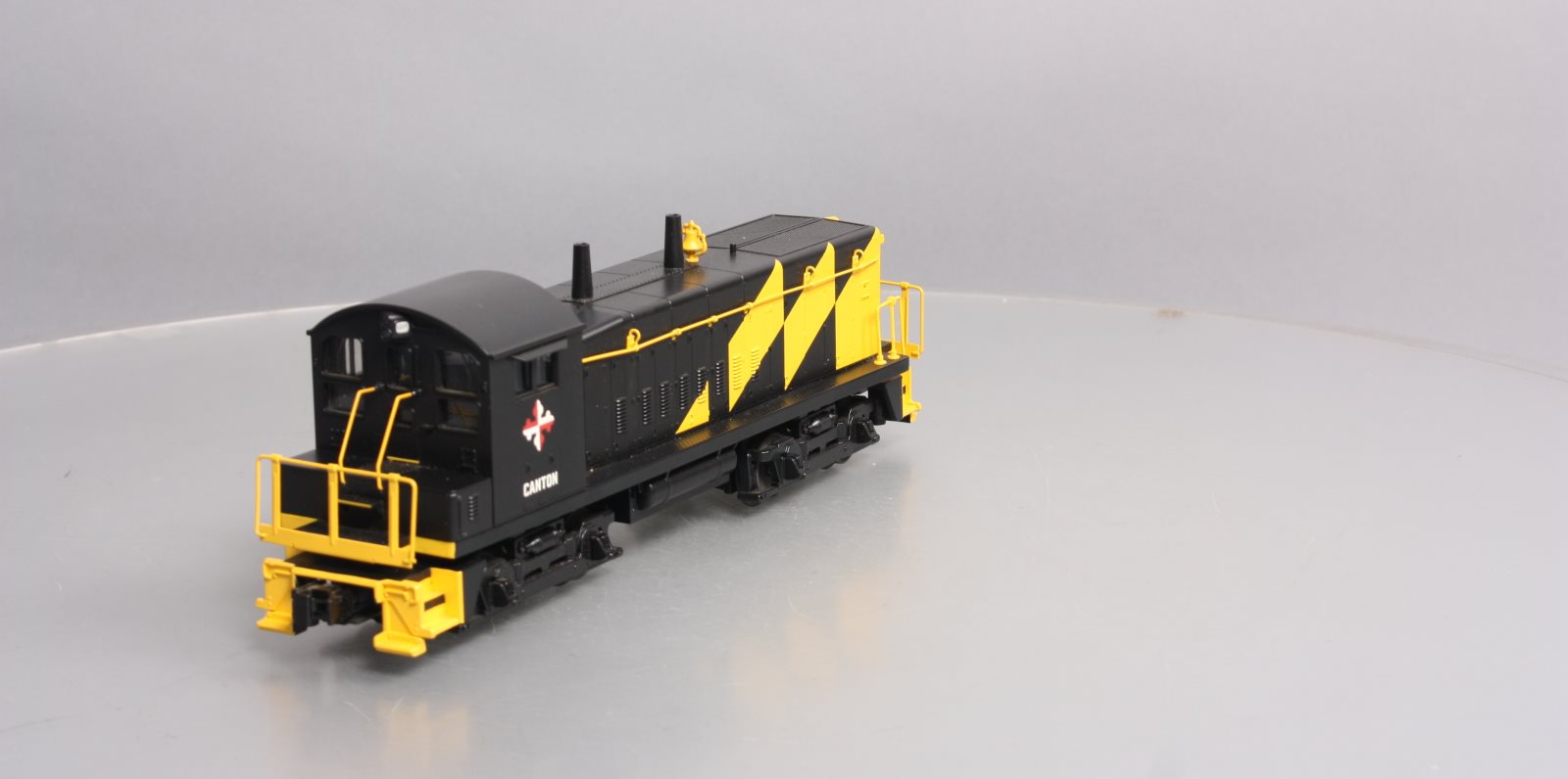 MTH 30-2441-1 O Canton Railroad SW-9 Switcher Diesel Engine w/PS2 LN/Box
