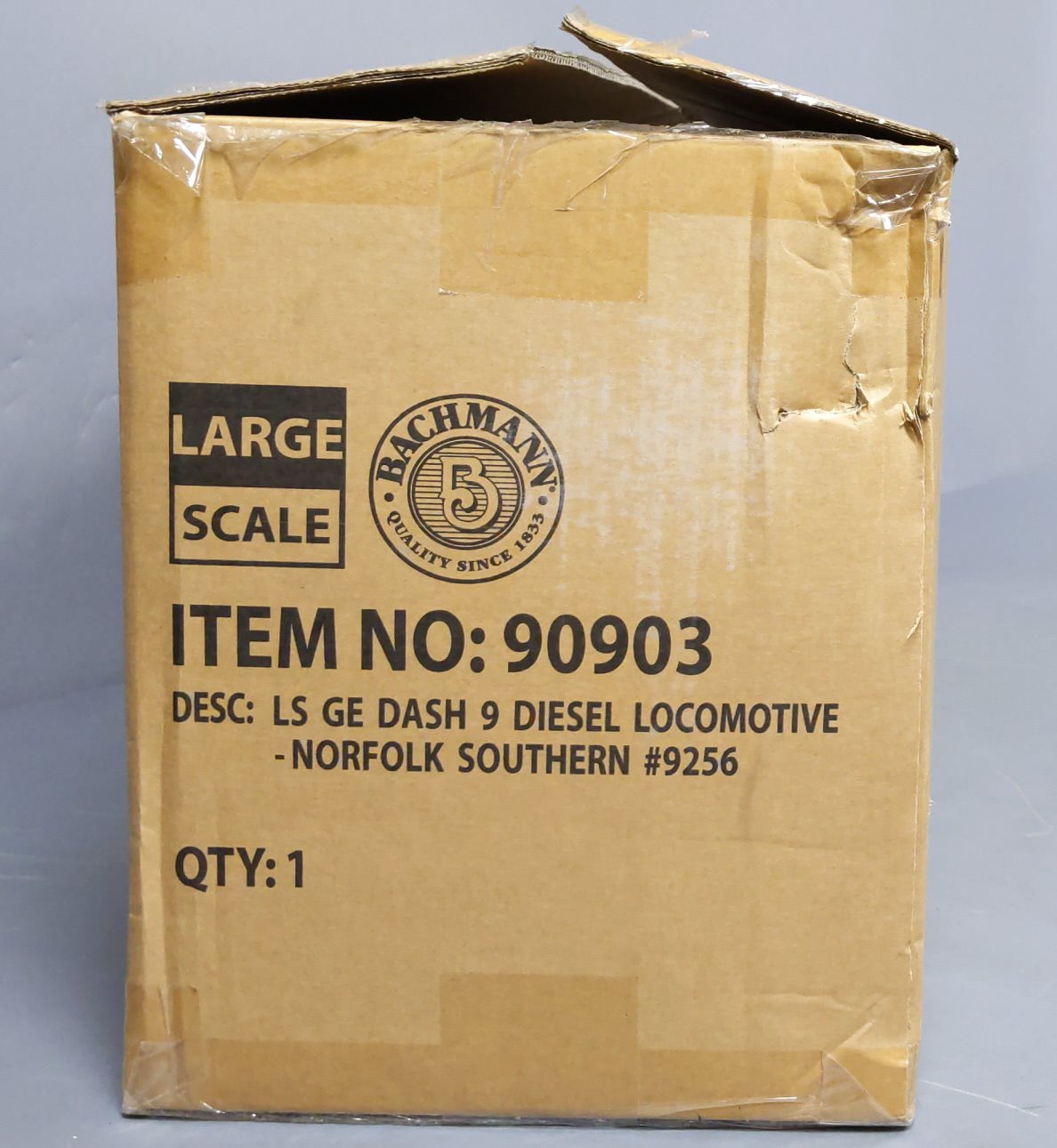 Bachmann 90903 G Norfolk Southern GE Dash 9 Diesel Locomotive #9256