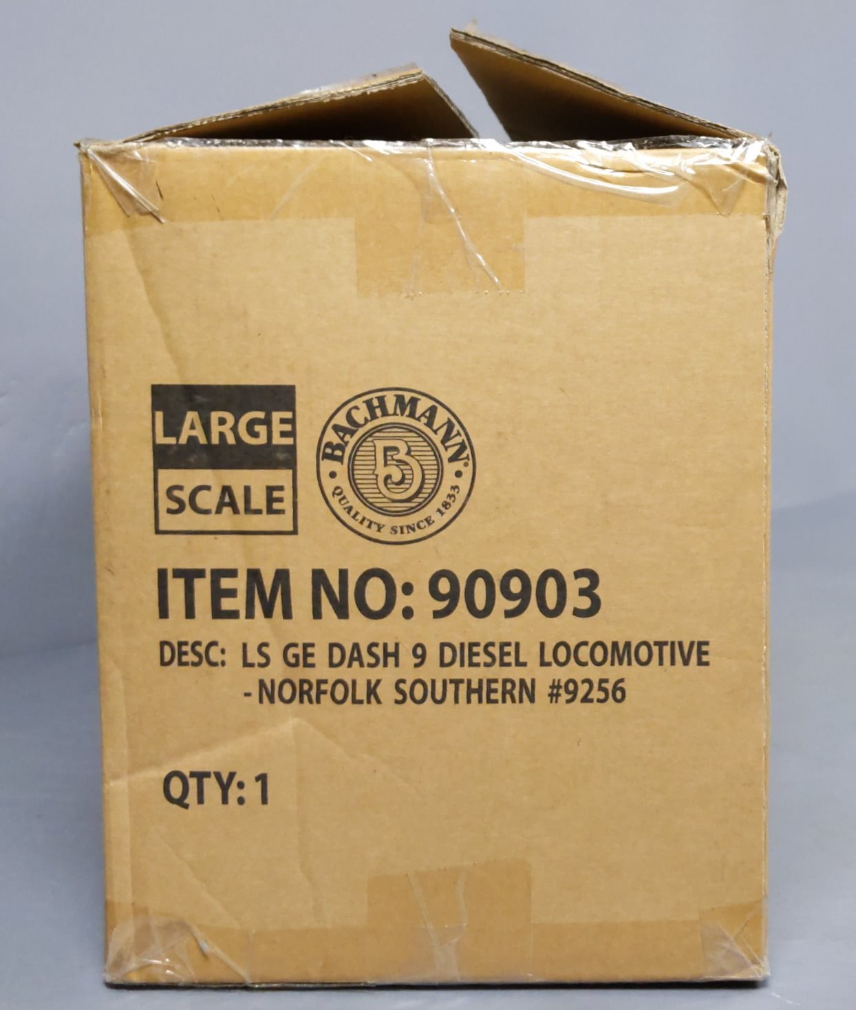 Bachmann 90903 G Norfolk Southern GE Dash 9 Diesel Locomotive #9256