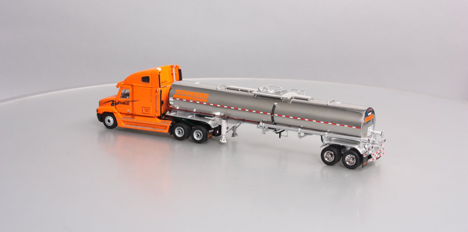 Sword Models SW3001-SCH 1:50 Schneider National Freightliner Tractor LN/Box