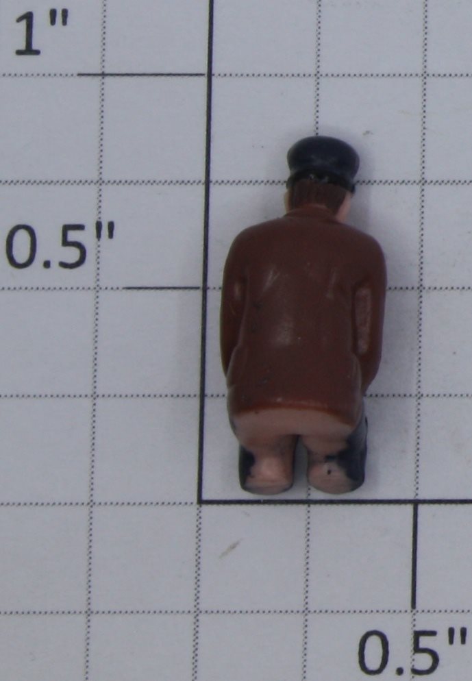 Lionel 8530-55 Sitting Fireman Figure Legs Off At Knees