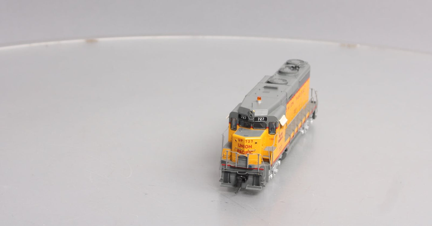 Walthers 920-48865 HO Union Pacific EMD GP30 Diesel Locomotive #727