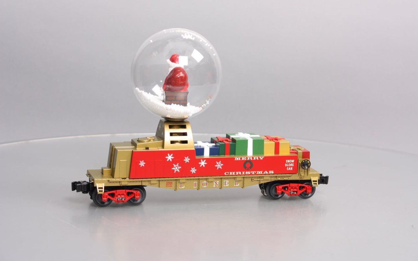 Lionel 6-37035 O Scale Santa's Operating Snow Globe Car NIB