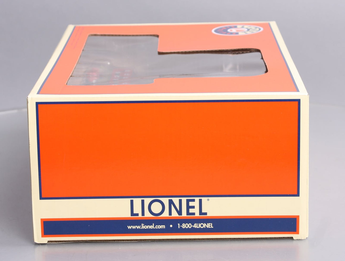 Lionel 6-37035 O Scale Santa's Operating Snow Globe Car NIB