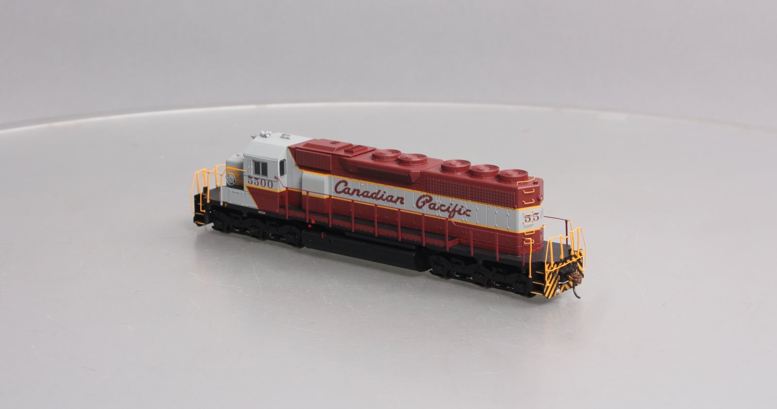 Athearn 98860 HO Canadian Pacific SD40 Diesel Loco w/DCC & Sound RTR #5500