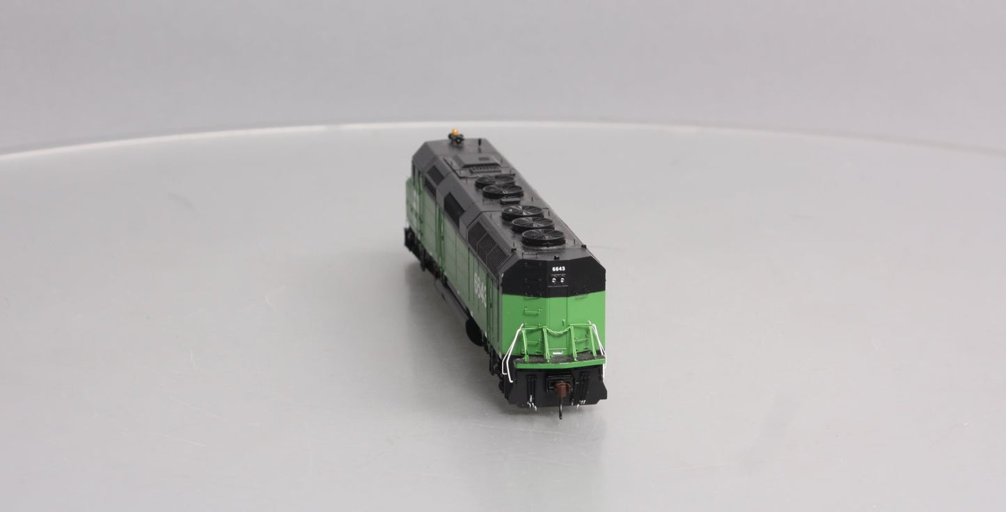 Athearn G67519 HO Burlington Northern F45 Diesel Locomotive #6643