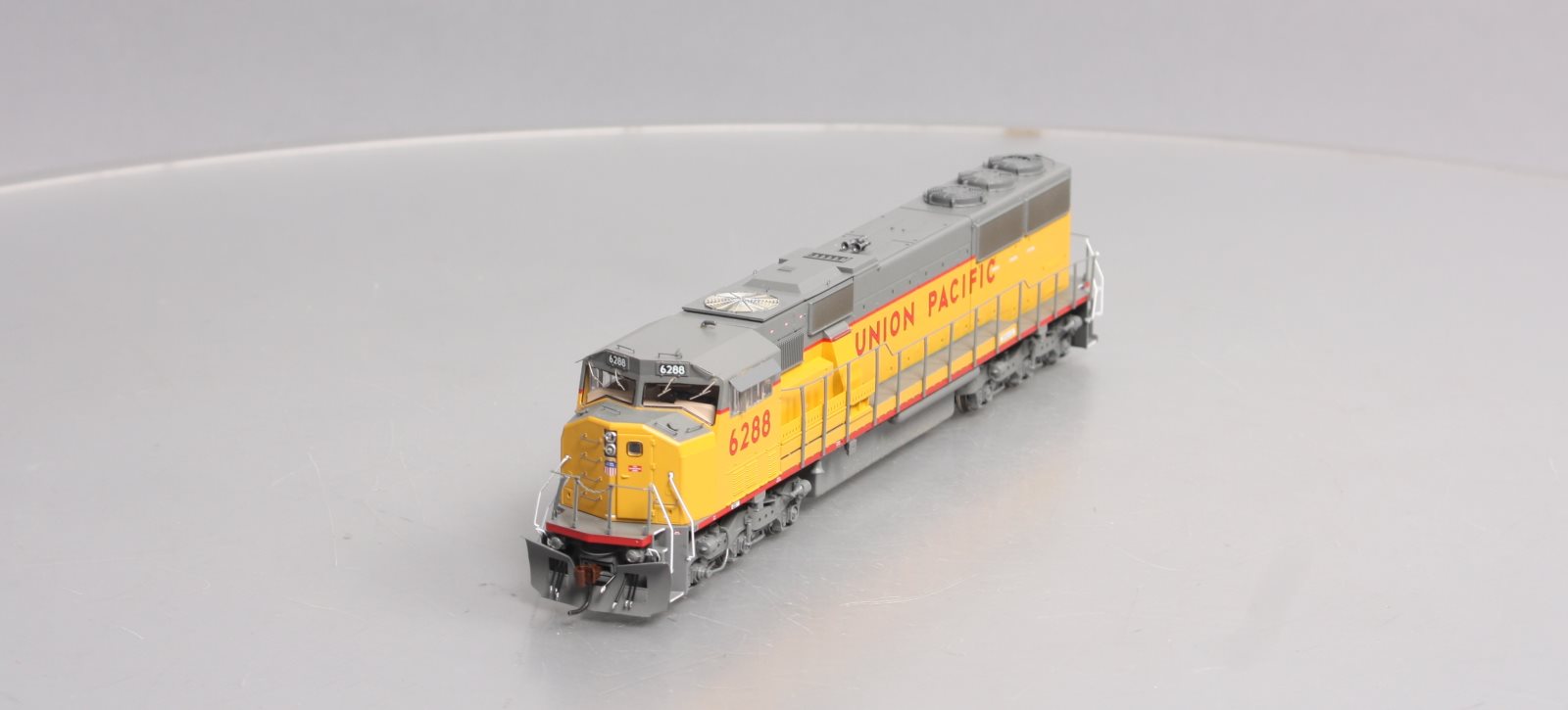 Athearn G67295 HO Scale Union Pacific SD60M Diesel Locomotive #6288