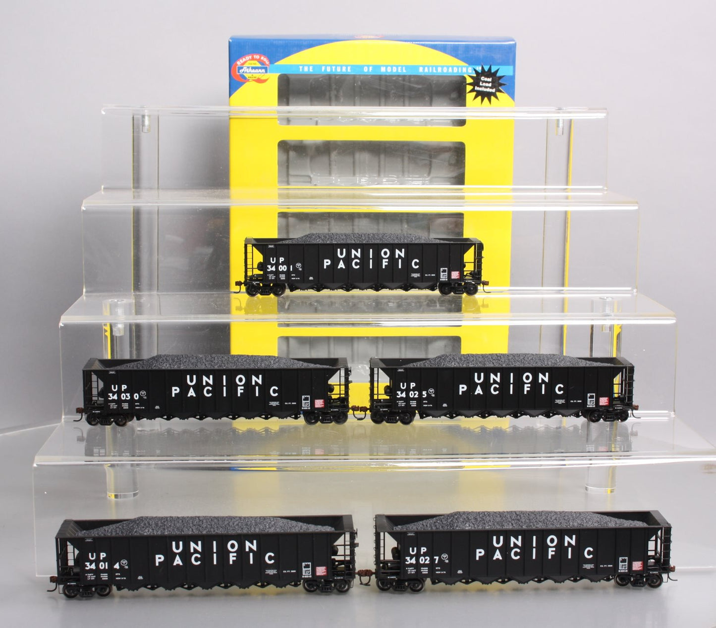 Athearn 94666 HO Union Pacific 5-Bay Rapid Discharge Hopper (Set of 5)