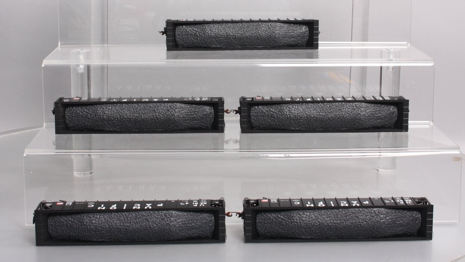 Athearn 94666 HO Union Pacific 5-Bay Rapid Discharge Hopper (Set of 5)