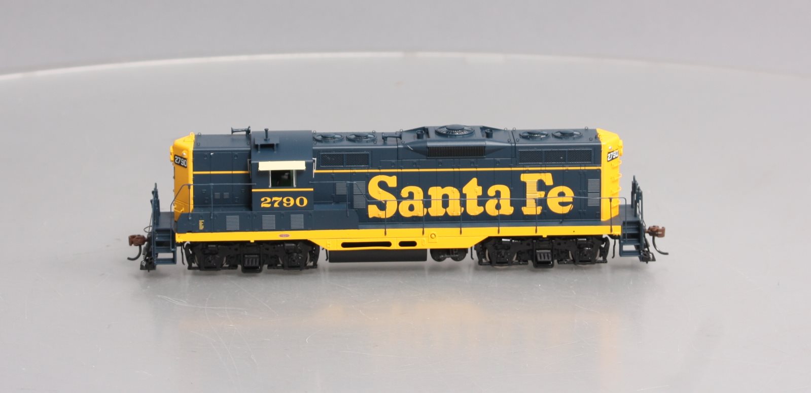 Athearn G64249 HO Santa Fe GP7 Diesel Locomotive #2790 w/DCC/Sound
