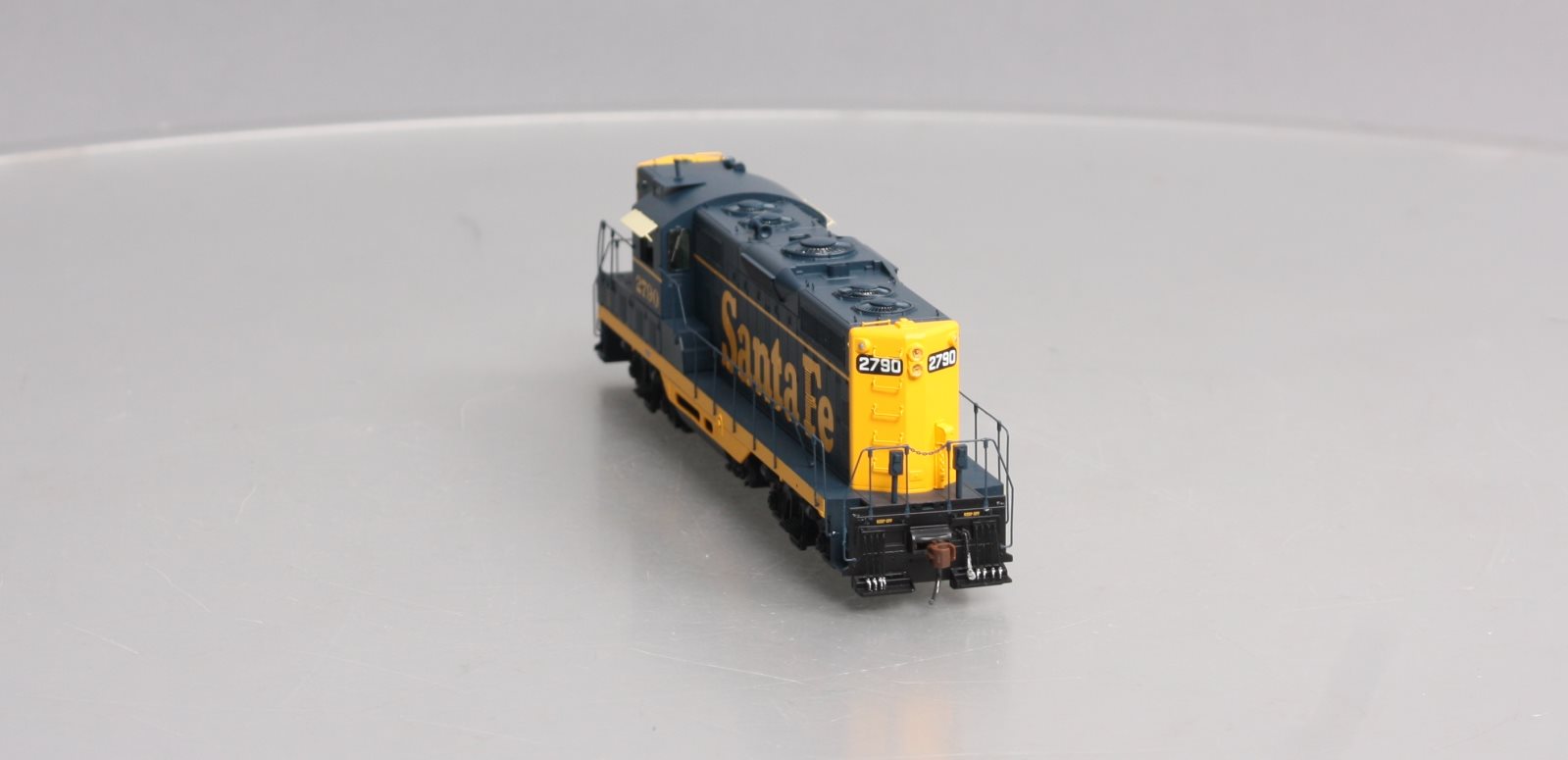Athearn G64249 HO Santa Fe GP7 Diesel Locomotive #2790 w/DCC/Sound