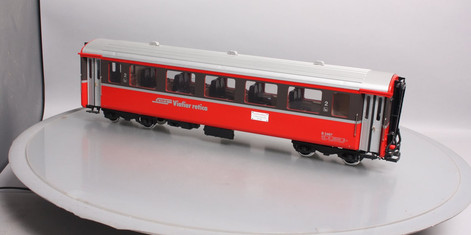 LGB 33670 G Scale RhB Passenger Car - Metal Wheels LN/Box