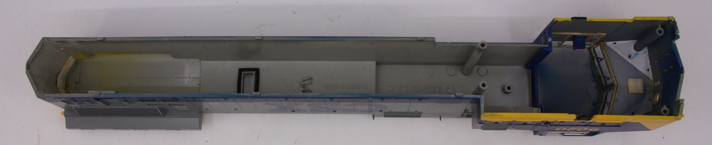 Lionel 18284-7 CSX Dash 9-44CW Diesel Body Shell #9020