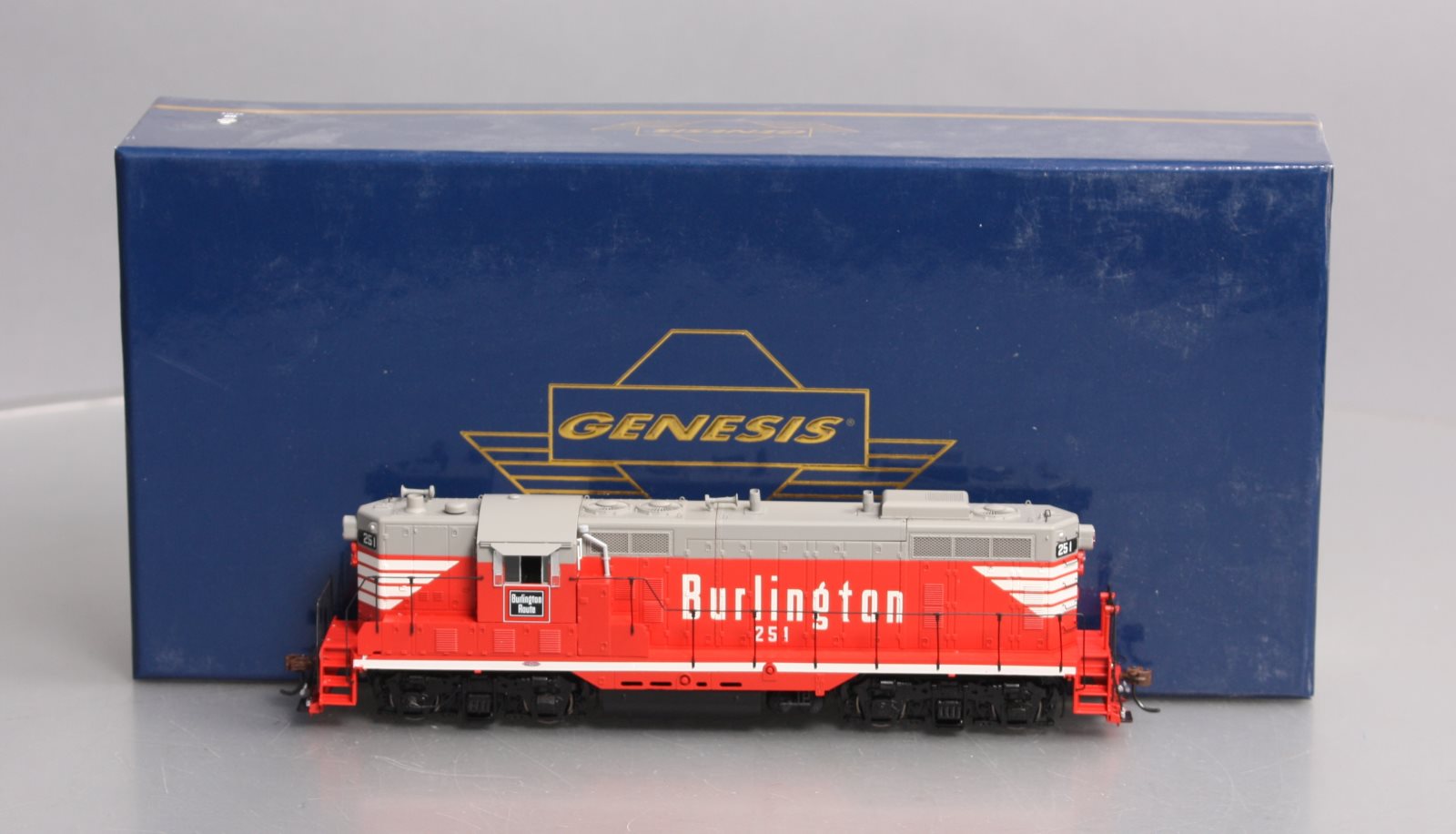 Athearn G62943 HO CB&Q GP7 Diesel Locomotive with DCC & Sound #251