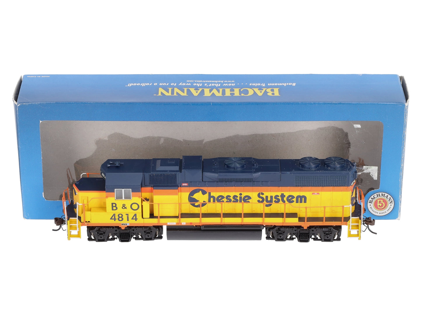 Bachmann 61705 HO Chessie GP38-2 Diesel Locomotive #4814
