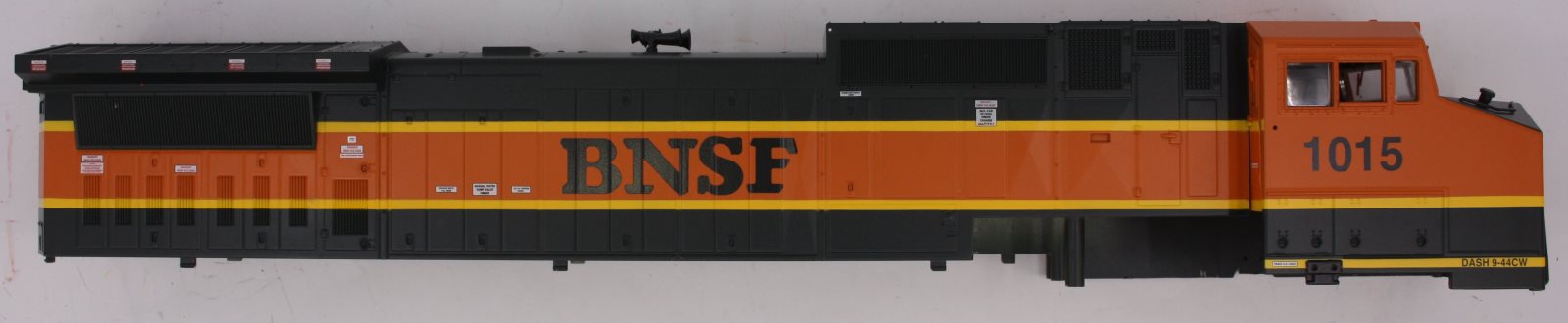 Lionel 18257-7 O Gauge BNSF Dash-9 Diesel Body Shell #1015