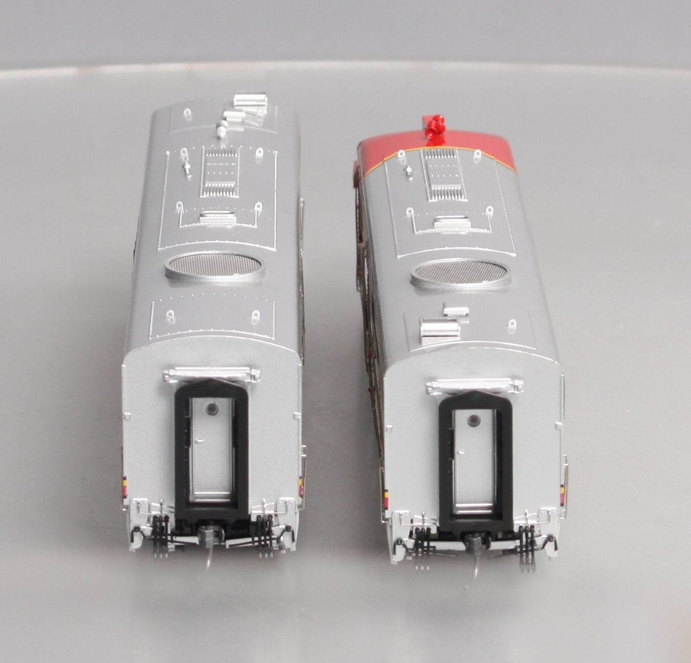 MTH 80-2272-0 HO Santa Fe Alco PA A/B Diesel Locomotive Set (Set of 2)