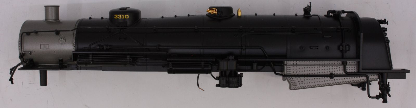 Lionel 28058-7 NH 4-8-2 Boiler Shell without Cab & Front #3310