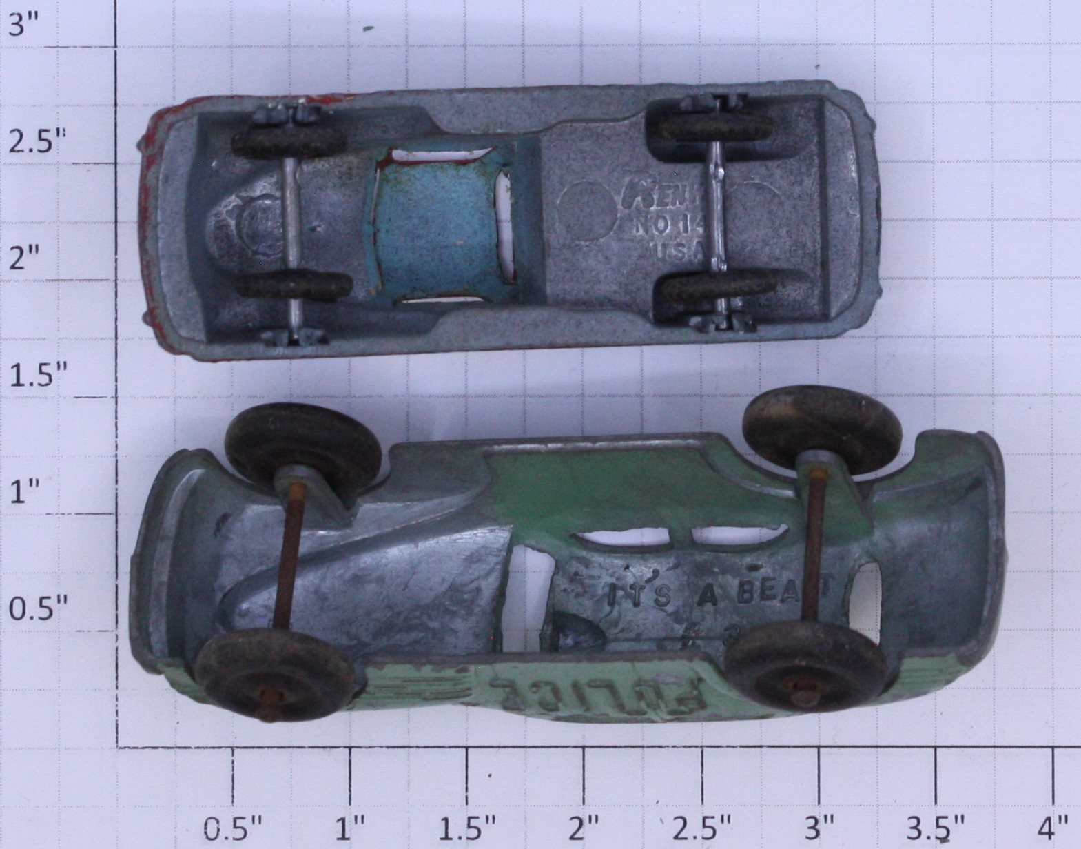 Acme 0919-21 Vintage Die-Cast Car and Truck (Bag of 2)