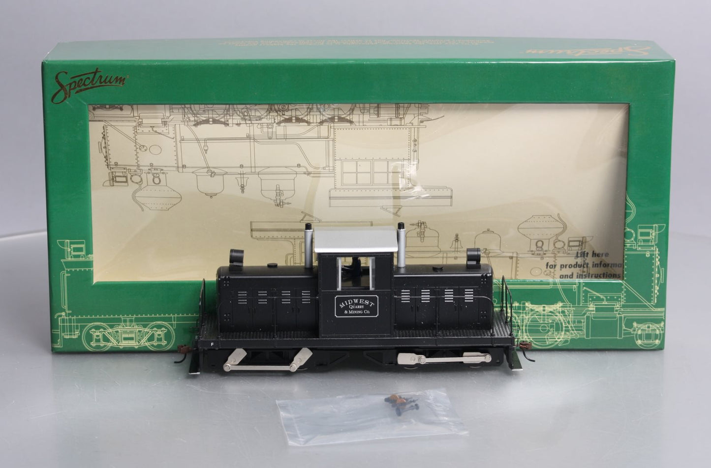 Bachmann 29201 On30 Midwest Quarry Whitcomb 50-Ton Center-Cab Diesel Locomotive