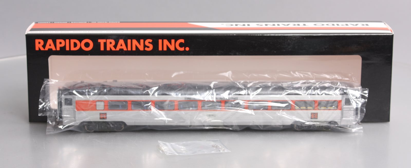 Rapido Trains 17020 HO NH McGinnis Scheme Pullman-Bradley #8681
