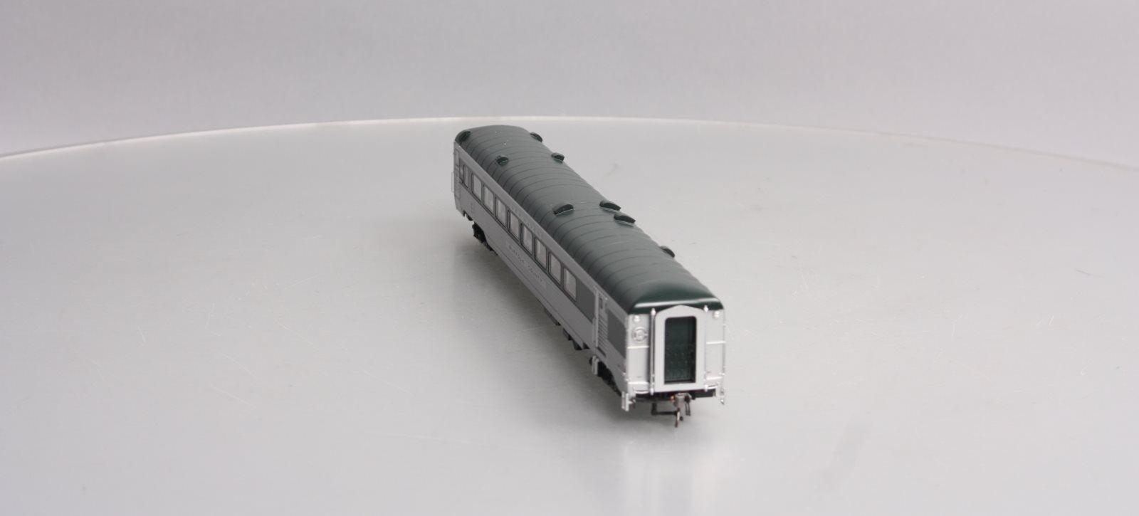 Rapido Trains 134001 HO New Haven 