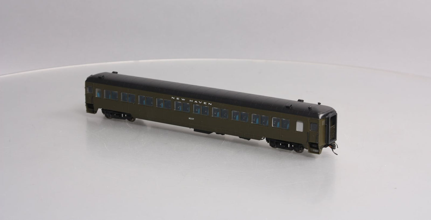 Rapido Trains 109124 HO New Haven 10-Window Coach #8237 (Pullman Green)