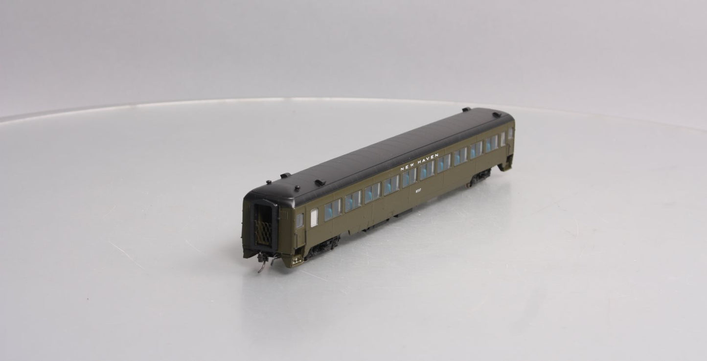 Rapido Trains 109124 HO New Haven 10-Window Coach #8237 (Pullman Green)