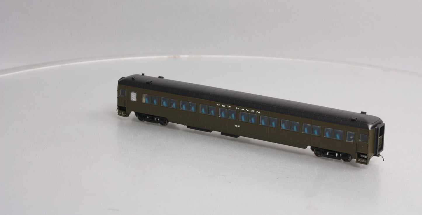 Rapido Trains 109124 HO New Haven 10-Window Coach #8237 (Pullman Green)