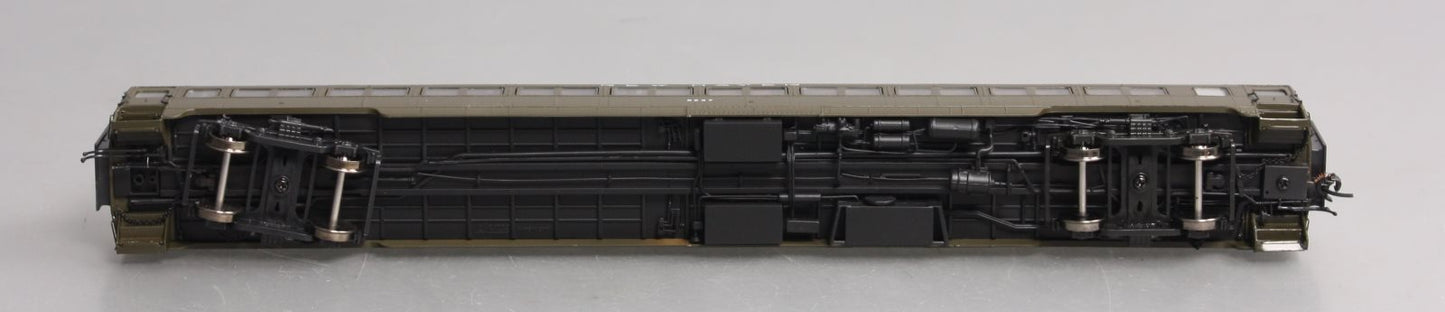 Rapido Trains 109124 HO New Haven 10-Window Coach #8237 (Pullman Green)