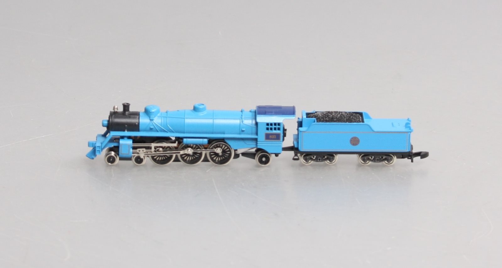 Marklin 8810 Z Scale Jersey Central 4-6-2 Blue Comet Steam Locomotive #831 LN/Box