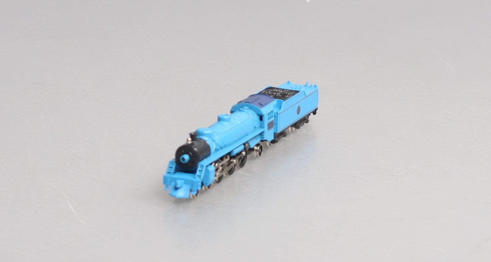 Marklin 8810 Z Scale Jersey Central 4-6-2 Blue Comet Steam Locomotive #831 LN/Box