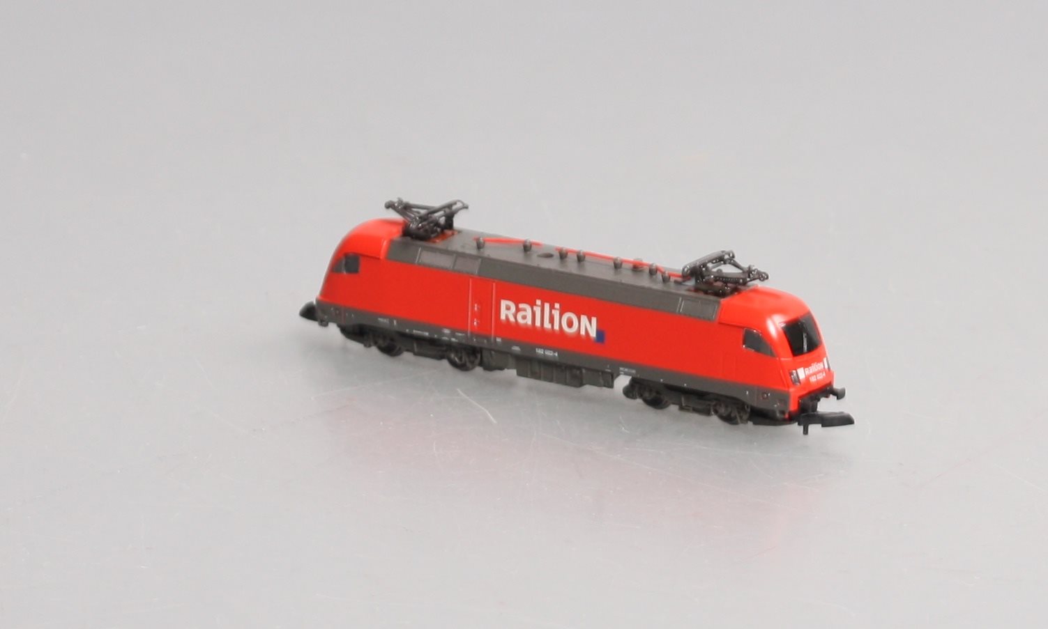 Marklin 88586 Z DB Railion Class 182 General-Purpose Electric Locomotive