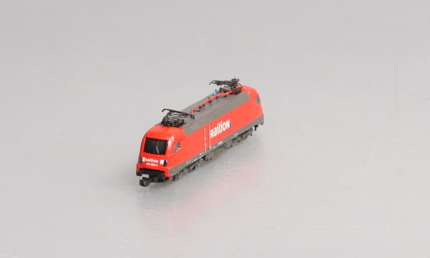 Marklin 88586 Z DB Railion Class 182 General-Purpose Electric Locomotive