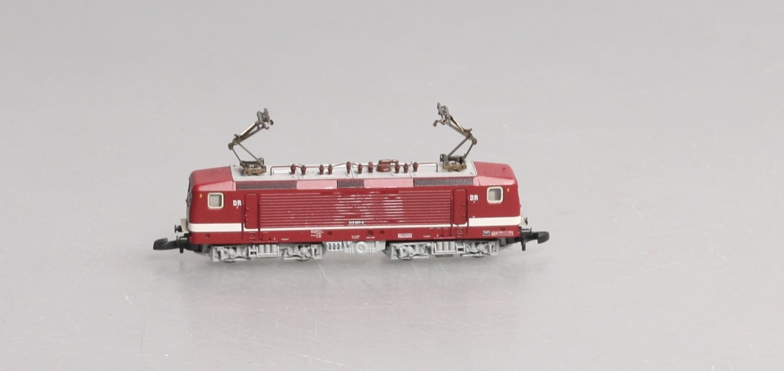 Marklin 88436 Z German State Railroad DR Class 243 Electric Locomotive