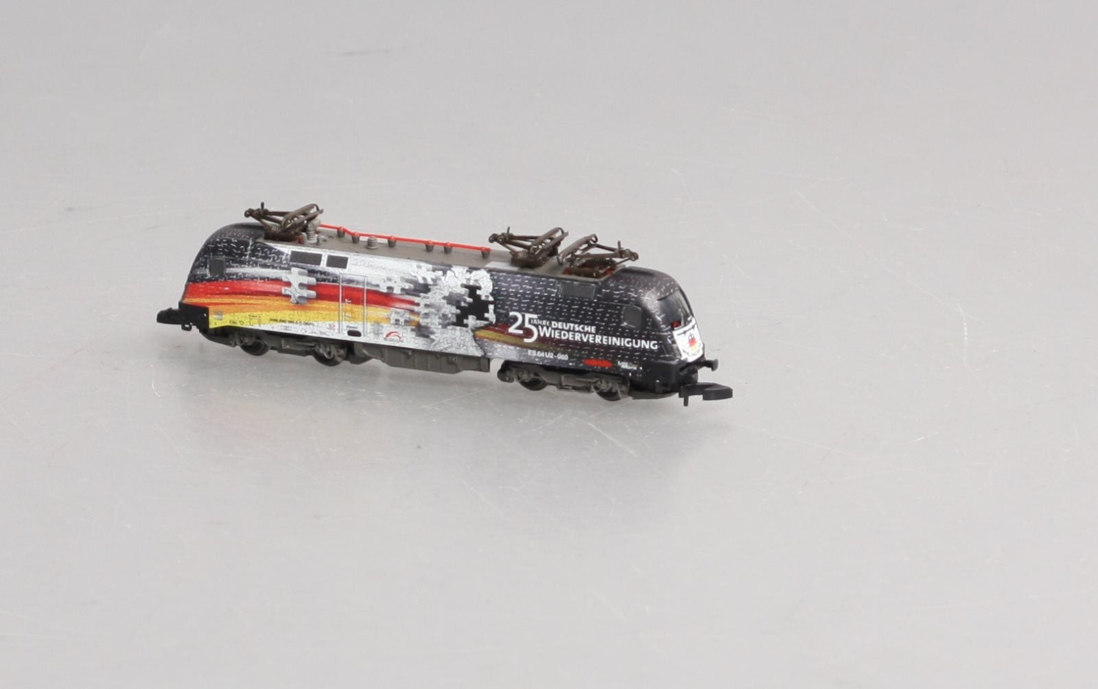 Marklin 88587 Z TX Logistik/MRCE 'Taurus' Electric Locomotive ES 64 U2-060