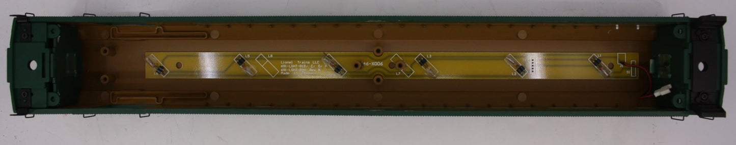Lionel 15500-7 Southern Crescent Combo "W. Moultrie" Passenger Shell