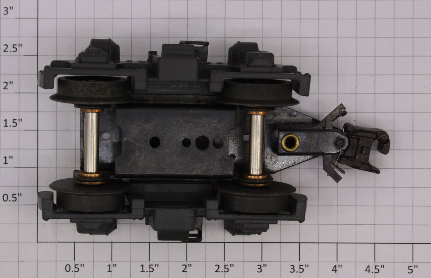 Lionel 18178-570 F-3B Black 4-Wheel Dummy Truck with Coupler