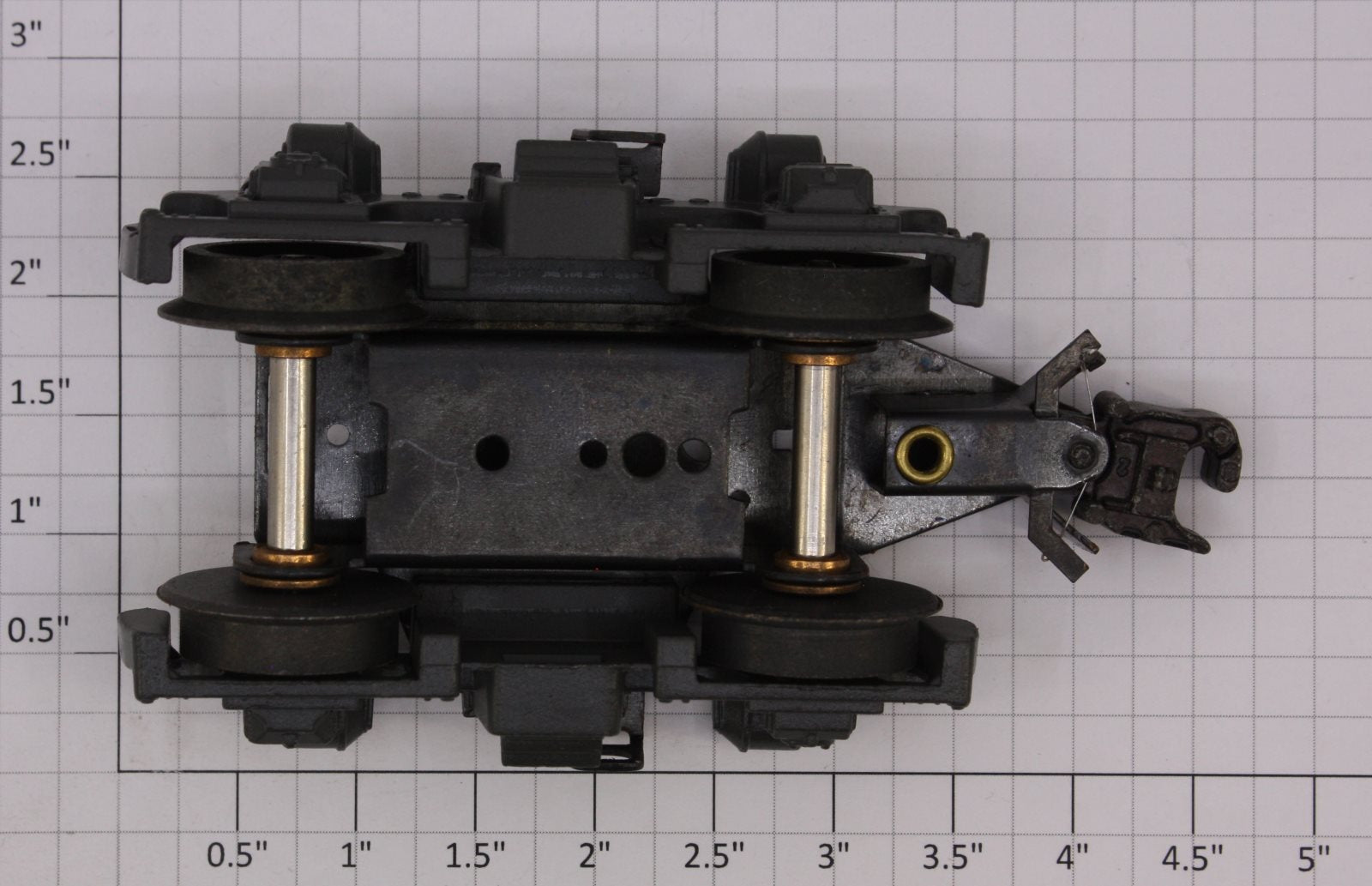 Lionel 18178-570 F-3B Black 4-Wheel Dummy Truck with Coupler