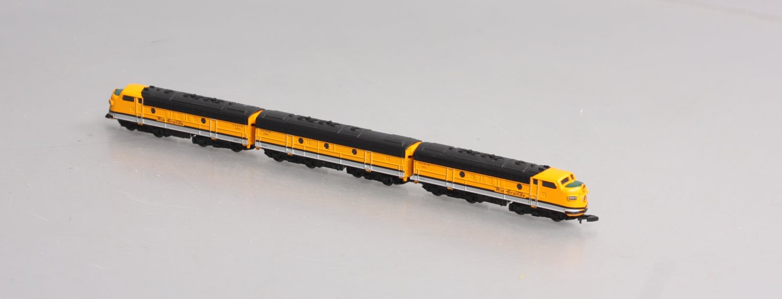 Marklin 88198 Z D&RGW EMD F7 A-B-A Diesel-Electric Locomotive Set (Set of 3)