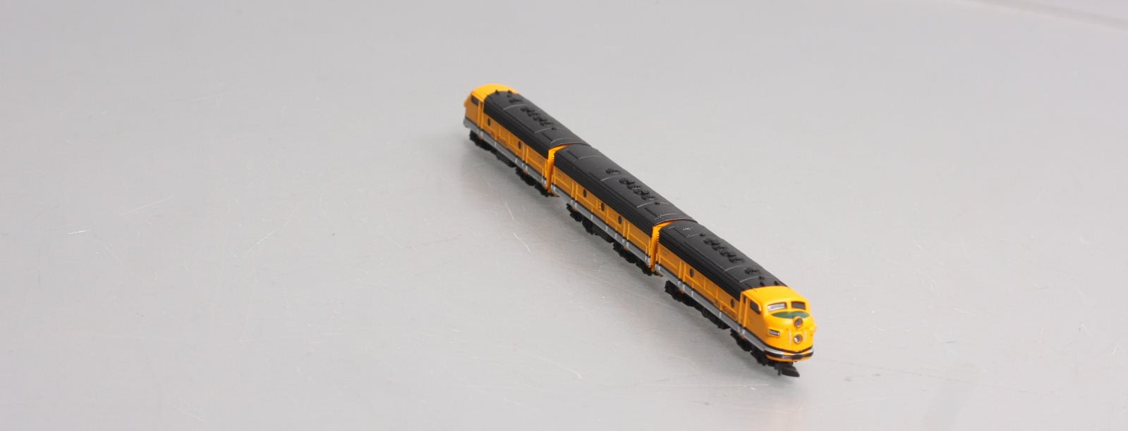 Marklin 88198 Z D&RGW EMD F7 A-B-A Diesel-Electric Locomotive Set (Set of 3)