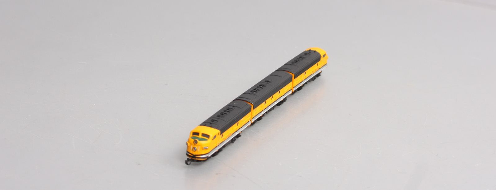 Marklin 88198 Z D&RGW EMD F7 A-B-A Diesel-Electric Locomotive Set (Set of 3)