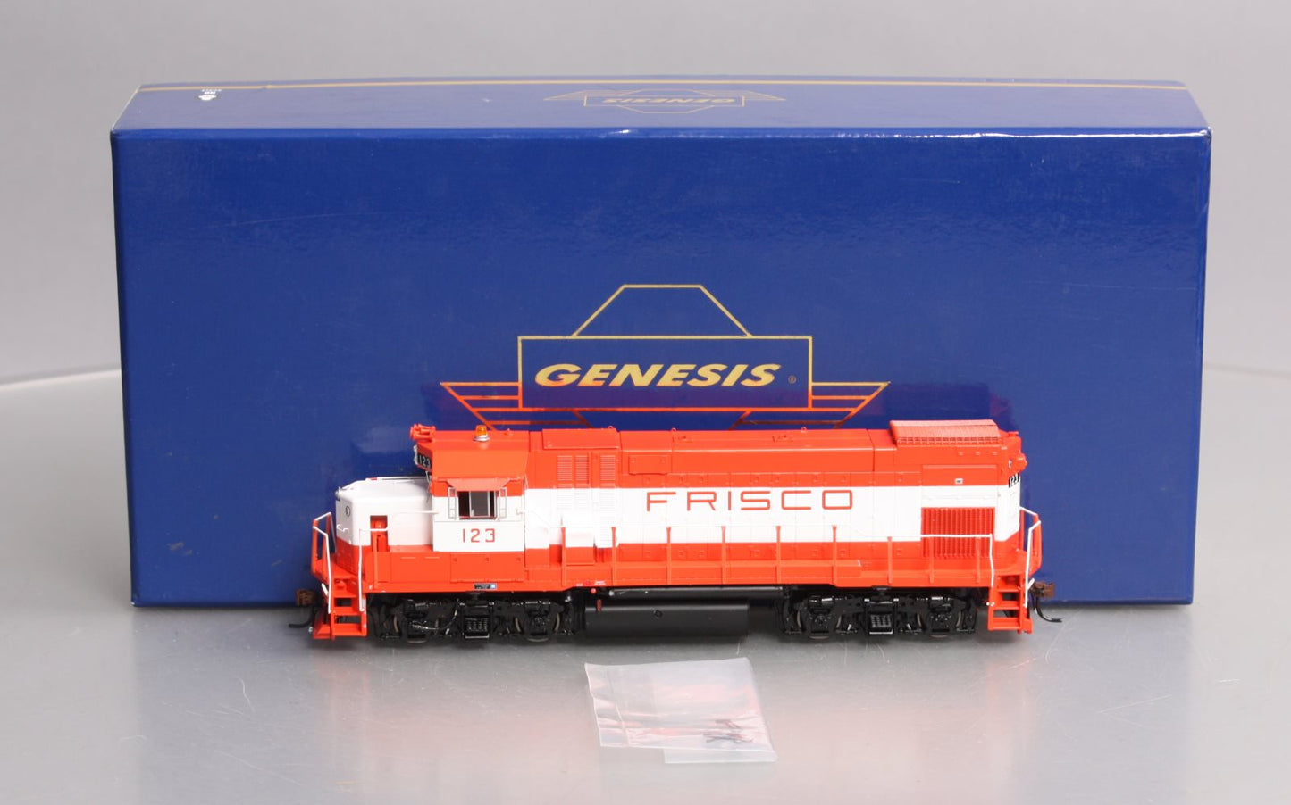 Athearn G68021 HO Scale Frisco GP15-1 Diesel Locomotive #123