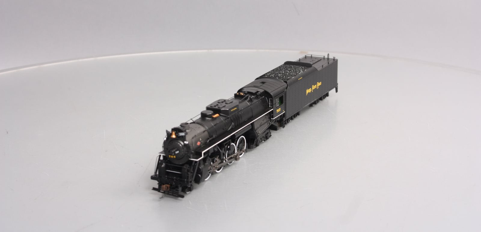Bachmann 50906 HO Nickel Plate 2-8-4 Berkshire Tender w/DCC Steam Loco #765