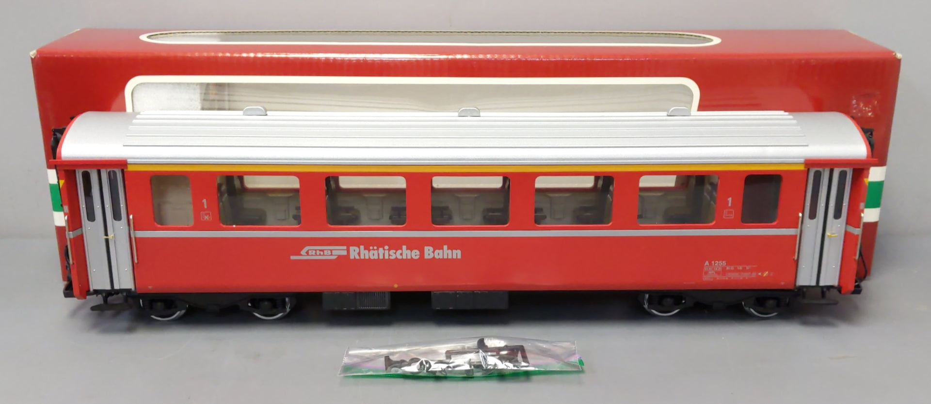 LGB 34670 G RhB 1st Class Red Passenger Car w/Metal Wheels #A1255